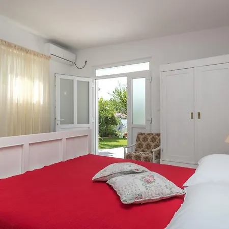 Apartments Coce Trogir Exterior photo