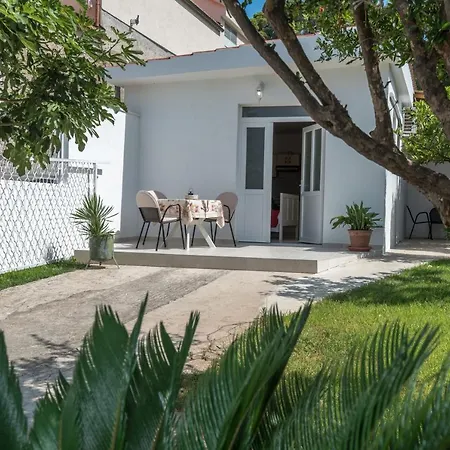 Apartments Coce Trogir Exterior photo